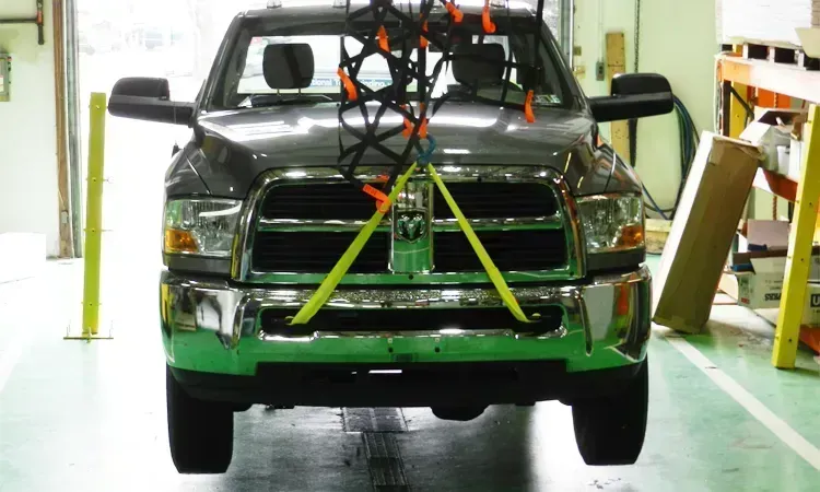 Cargo net lifting demonstration