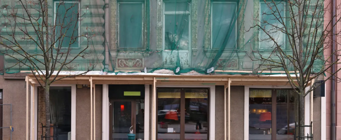 Construction Netting on Building