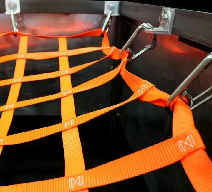 Square attachment location on hatch net